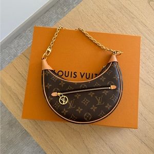 Louis Vuitton Loop Bag